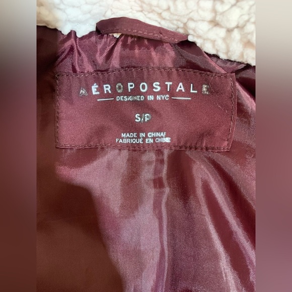 Aeropostale sleeveless puffer jacket with faux fur hoodie in size Small Petite - Picture 8 of 12